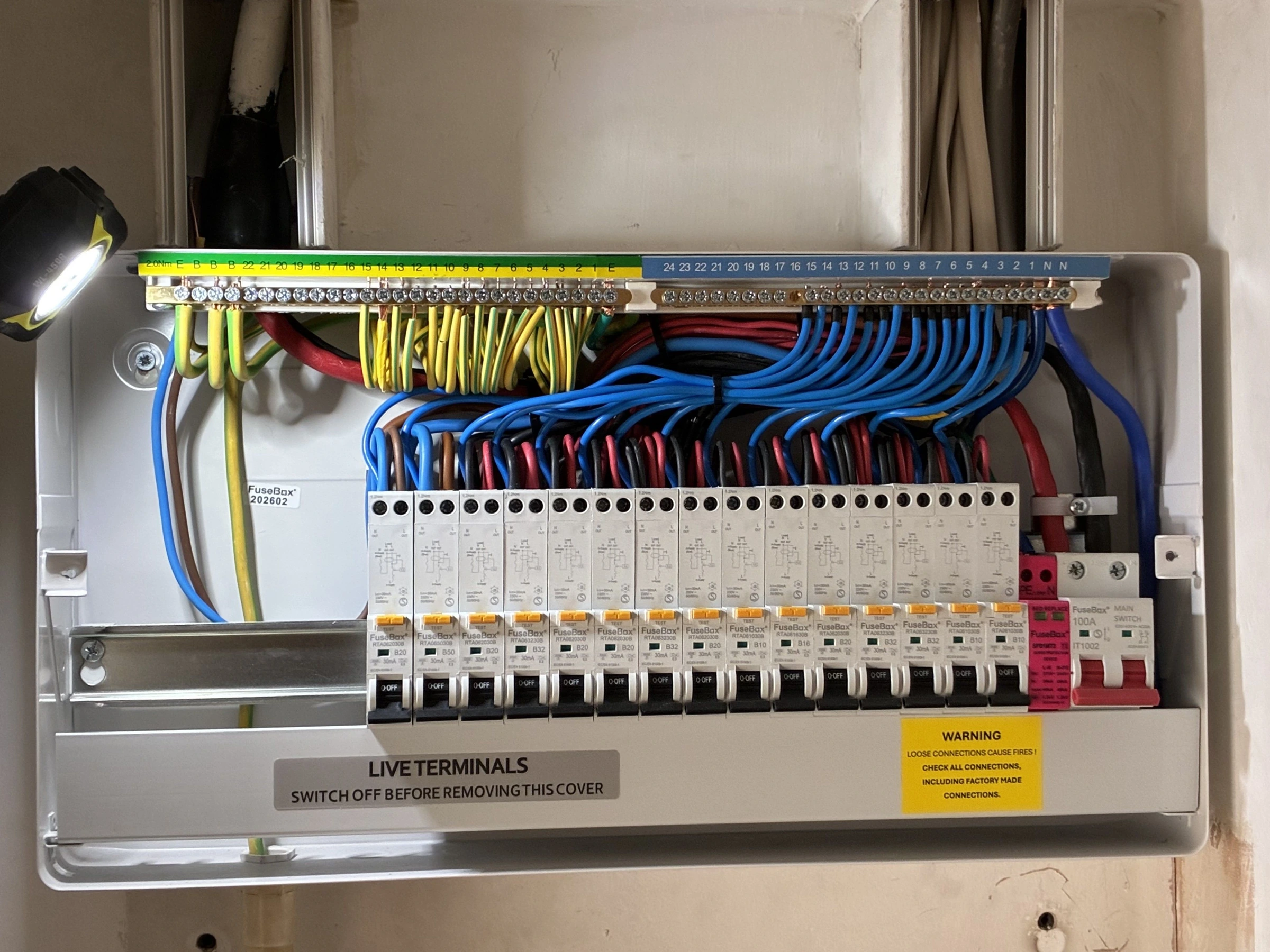 Consumer unit upgrade. London, photo 3